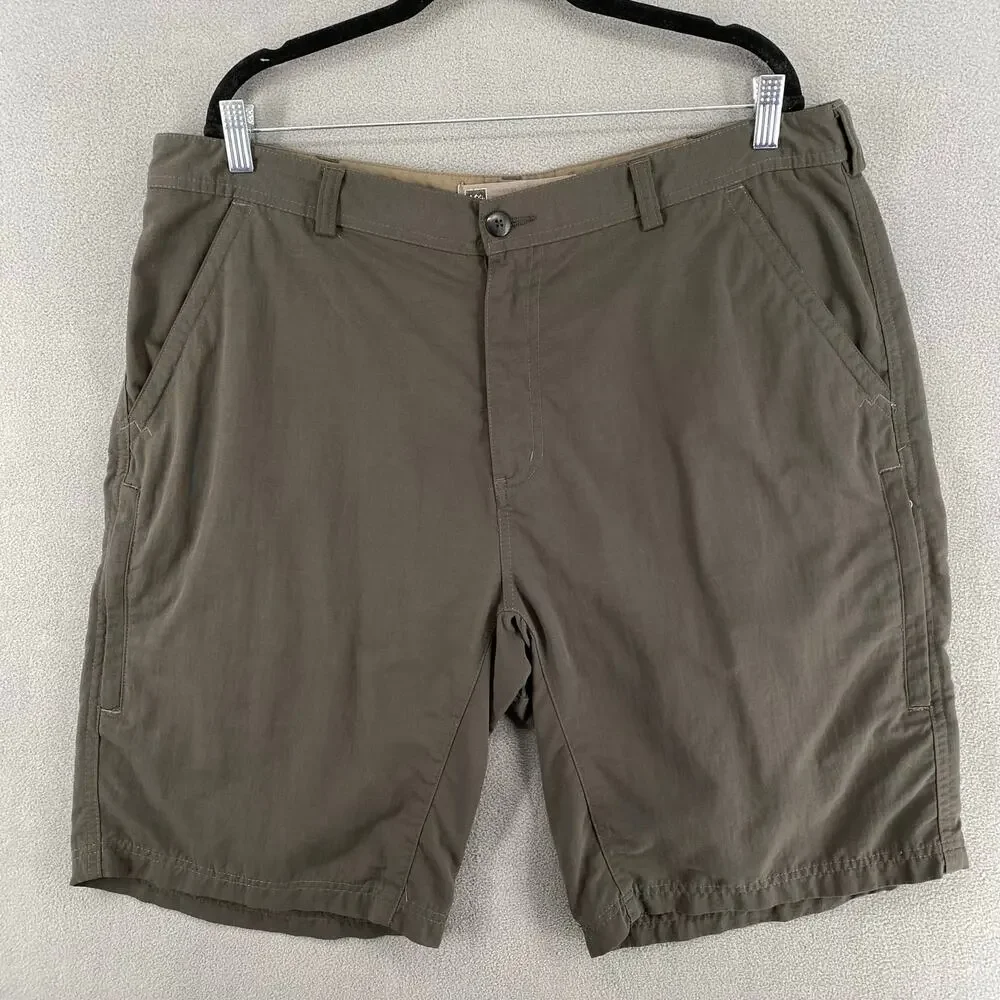 REI Co Op Hiking Shorts Mens 40 Gray UPF Outdoor Cargo Nylon Gorpcore Zip Pocket